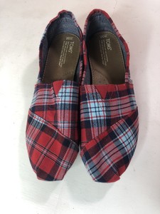 blue plaid shoes