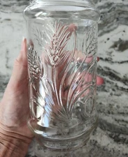 1982 VINTAGE PLANTERS PEANUTS   GLASS JAR W/LID Wheat Pattern