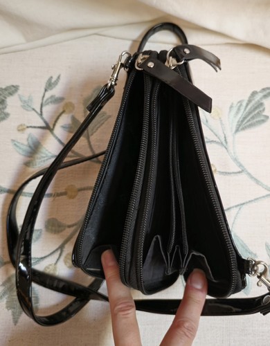 Vintage Buxton Stylish Black Small Patent Leather Purse, Long Crossbody - Picture 6 of 9