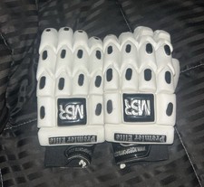 Cricket Bating Gloves Left Handed Batsman Brand New Good And Confortable