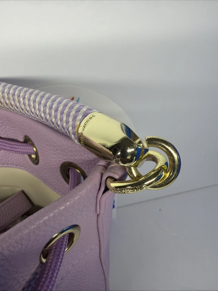 BOLSO BANDOLERA DE CUERO LAVANDA MARC JACOBS THE BUCKET BOLSO USADO Foto 3 de 4
