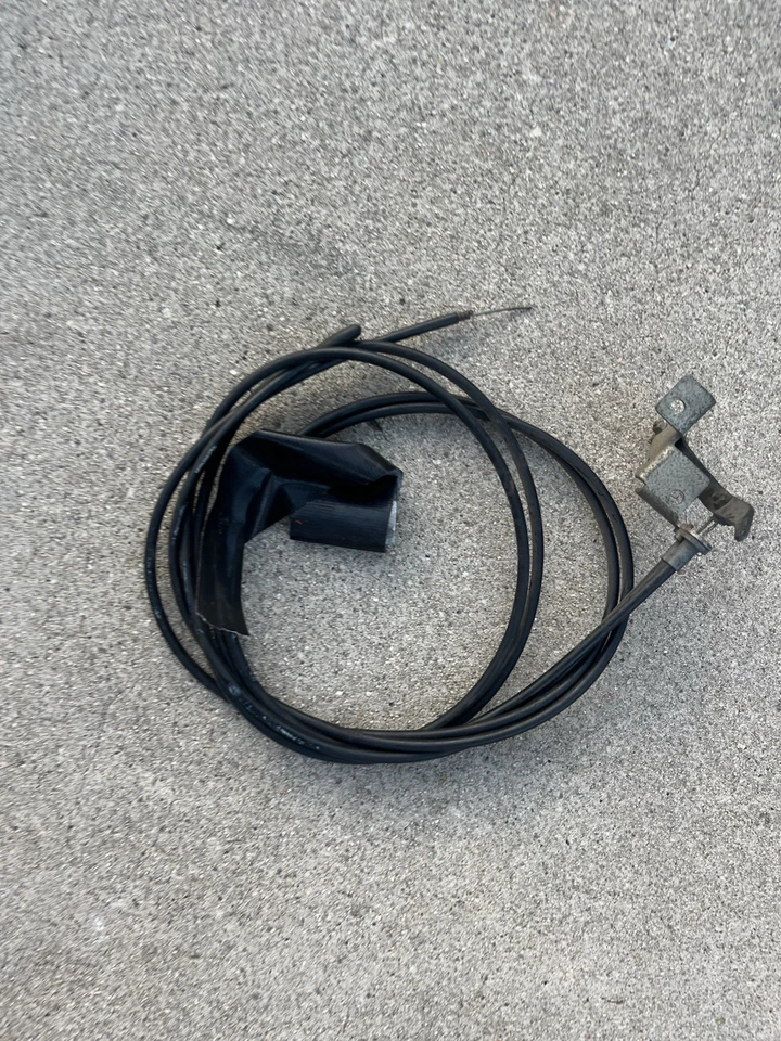 Conjunto de cable obturador para Datsun 240 Z usado Foto 2 de 4