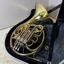 Yamaha YHR-667 French Horn