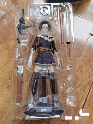 USED HOT TOYS MMS157 Babydoll Sucker Punch 1/6 Action Figure In