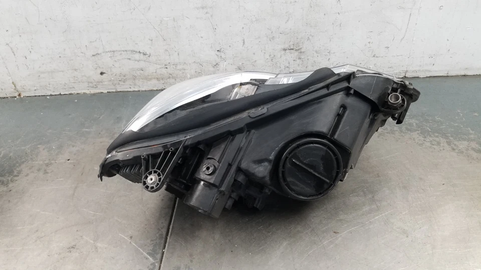 Luz principal LED #6599 P4 para conductor izquierdo Mercedes Benz AMG E 63 2011 Foto 3 de 4