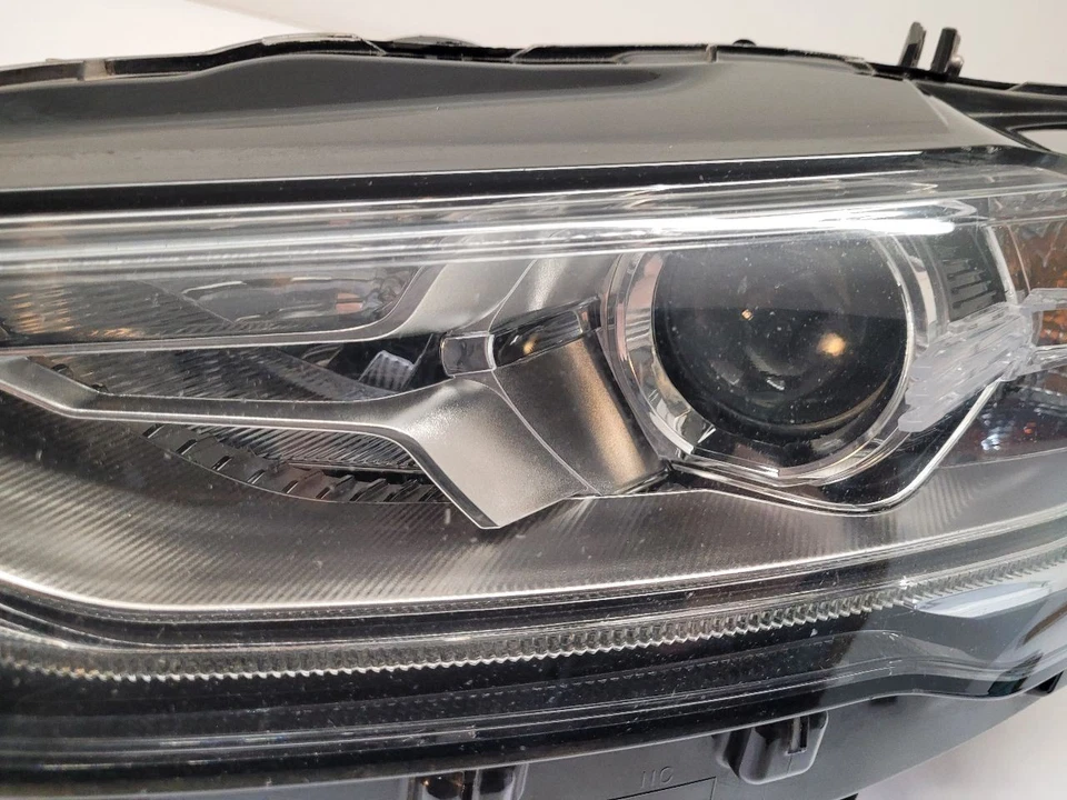  2017 - 2020 FORD FUSION Driver Headlight Halogen Without LED Accent  Foto 3 de 4