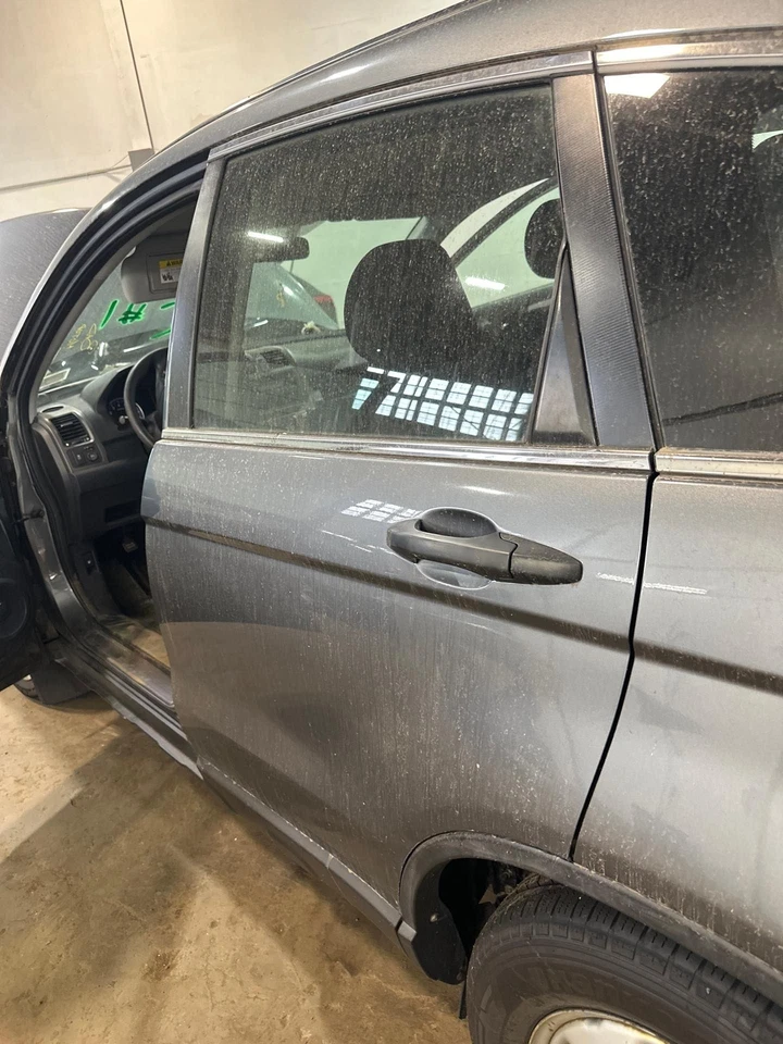 Used Rear Left Door Assembly Rear Side fits: 2010 Honda Cr-v electric L. solar R Foto 4 de 4