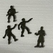Vintage Army Men Small Figures Green Plastic