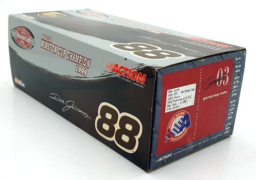 Action 1/24 Scale 105253 2003 Ford Taurus #88 UPS The Victory Lap Dale Jarrett - Picture 5 of 5