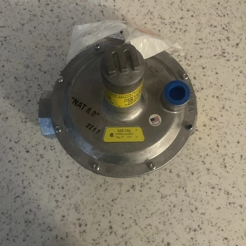 Maxitrol 325-7AL-1-1/4-12A49 1-1/4" Lever Acting Gas Regulator