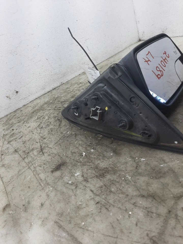 06 07 08 09 10 FUSION Espejo retrovisor lateral del conductor Lámpara de charco eléctrico Calefacción Foto 2 de 4