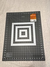 Fiskars Self-Healing Two-Sided Cutting Mat Gray 18" x 24" Cutting Tool Quilt