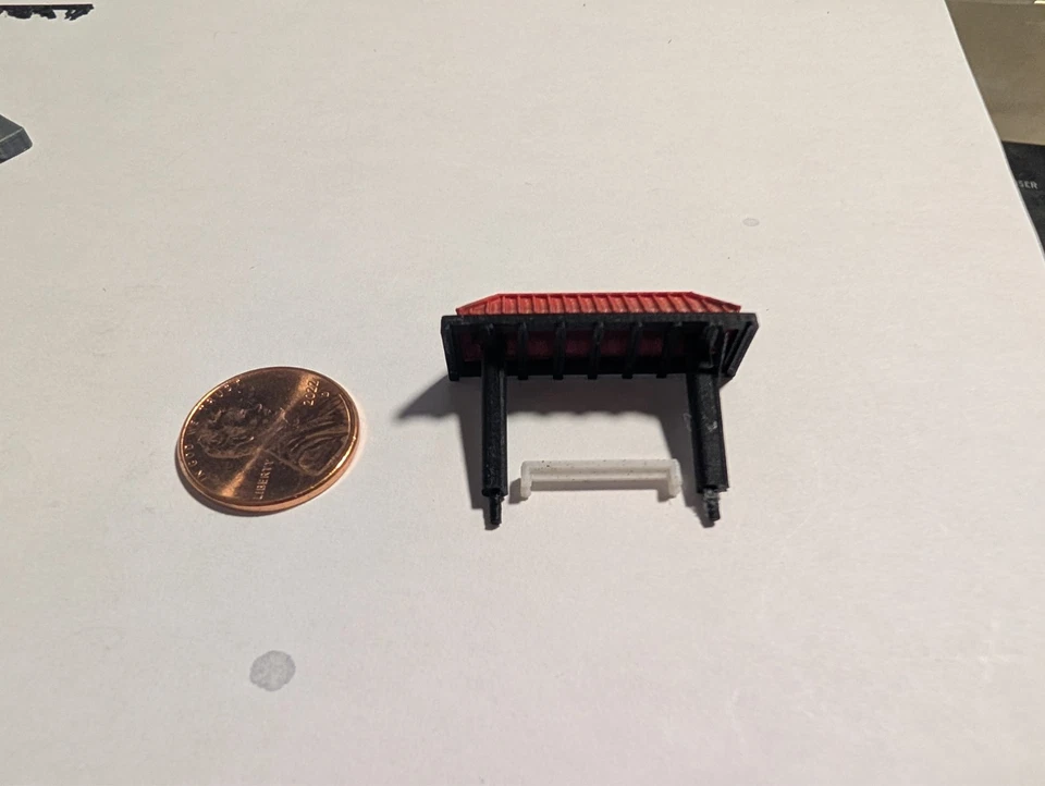 Z Scale Station Shelter - Metrolink Stye With Bench. Rokuhan, Marklin - Image 2 of 3