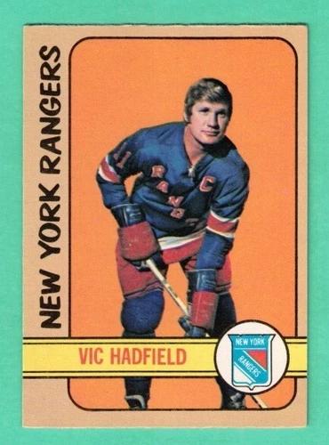 (1) VIC HADFIELD 1972-73 O-PEE-CHEE # 31 RANGERS EX-MT CARD (H9689)