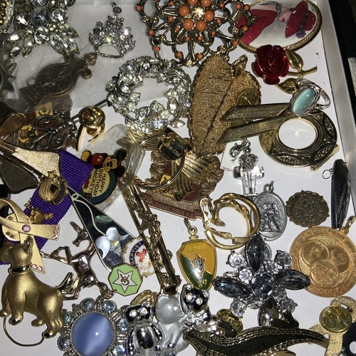 ALL wearable Jewelry Lot Some Military Medals Many Signed Pieces Garmin Watch. - Picture 12 of 12