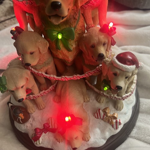 The Danbury Mint Golden Retriever Family Christmas Tree Dog Lighted Figurine - Picture 9 of 12