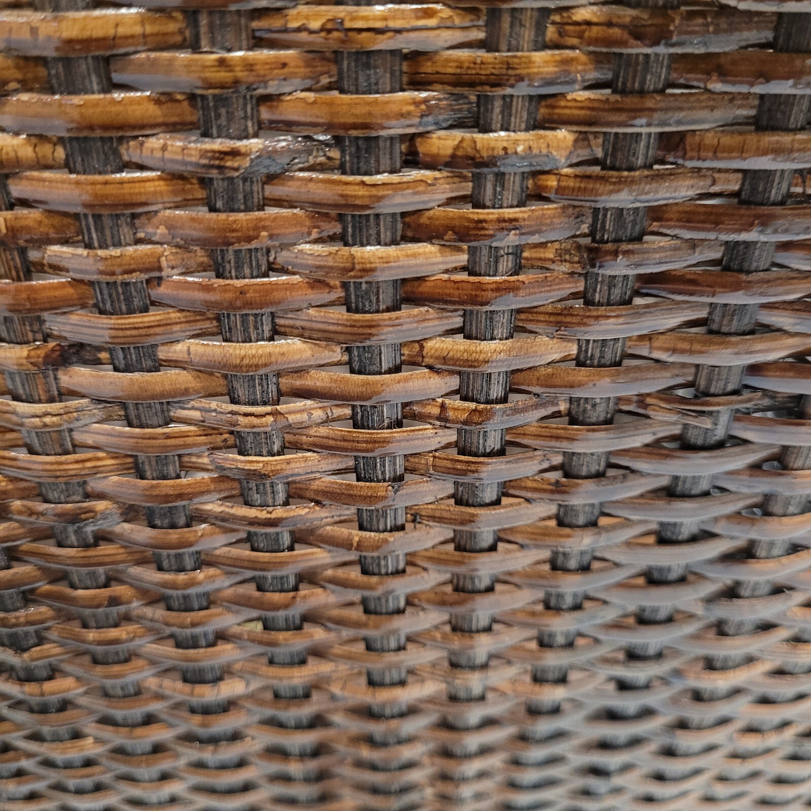 Bicycle Basket : NEW Retrospec Classic  Cane Woven Toto Basket Dark Brown Stain