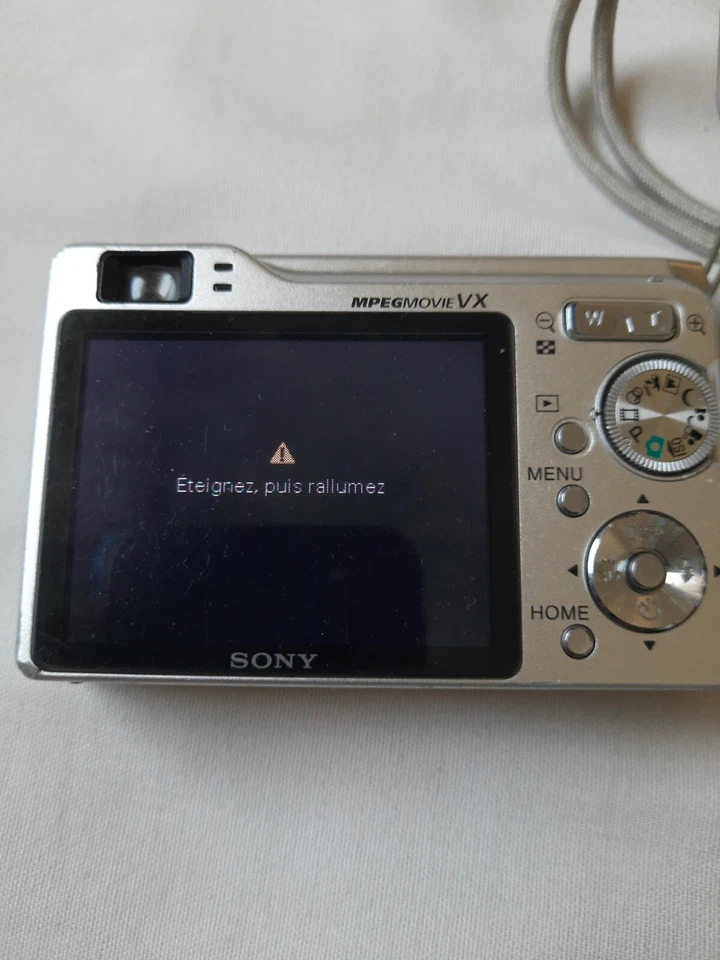 	LOTE DE 4 CÁMARAS,SONY DSC-W80/OLYMPUS X-940/NIKON S3100/NIKON S220, PARA REPUESTOS		  Foto 3 de 4