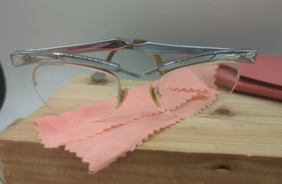 Bausch & Lomb 41/4-51/2 квасцы. Винтажные хромированные оправы для очков GF 20-46 1950-е - Изображение 3 из 4