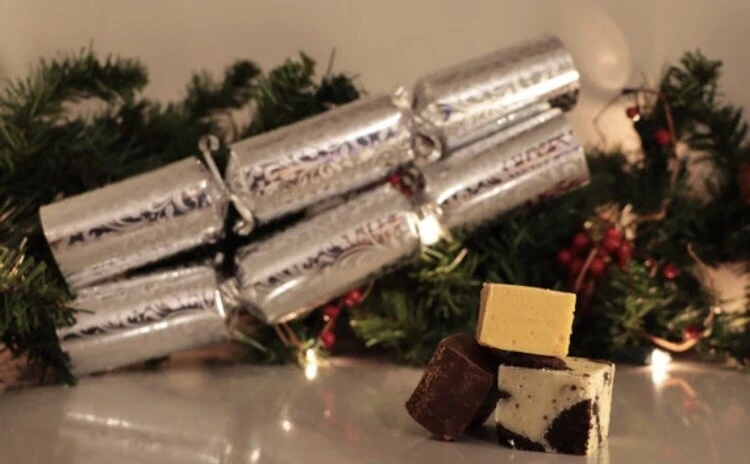 Christmas Crackers with Belgian chocolate - Different Designs, luxury Christmas - Image 4 of 4