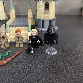 Lego 4867: Harry Potter Hogwarts Complete - RETIRED