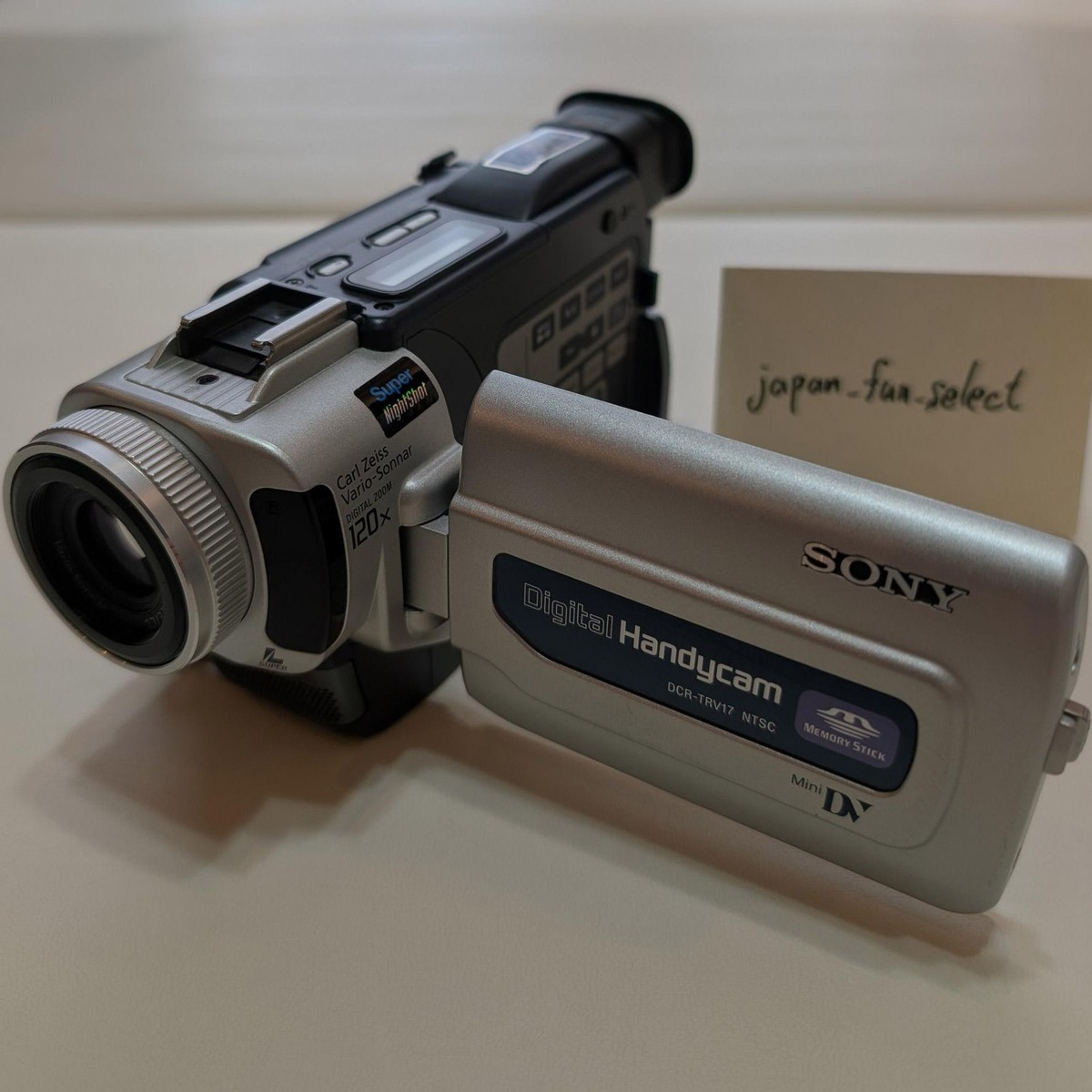 SONY Handycam DCR-TRV17 Silver Camcorder Video Camera MiniDV 10x