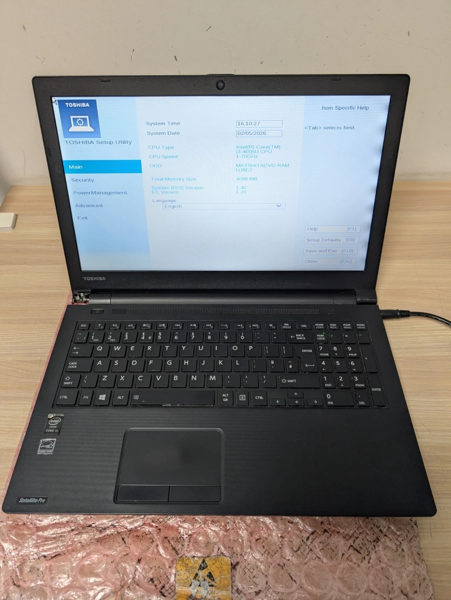 Toshiba Intel Core i3 4th Gen. 4GB RAM PC Laptops & Netbooks for