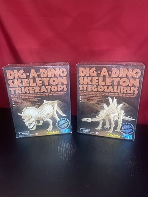 DIG-A-DINO * TRICERATOPS & STEGOSAURUS * For Ages 7+ * Dig and Excavate! * NEW!