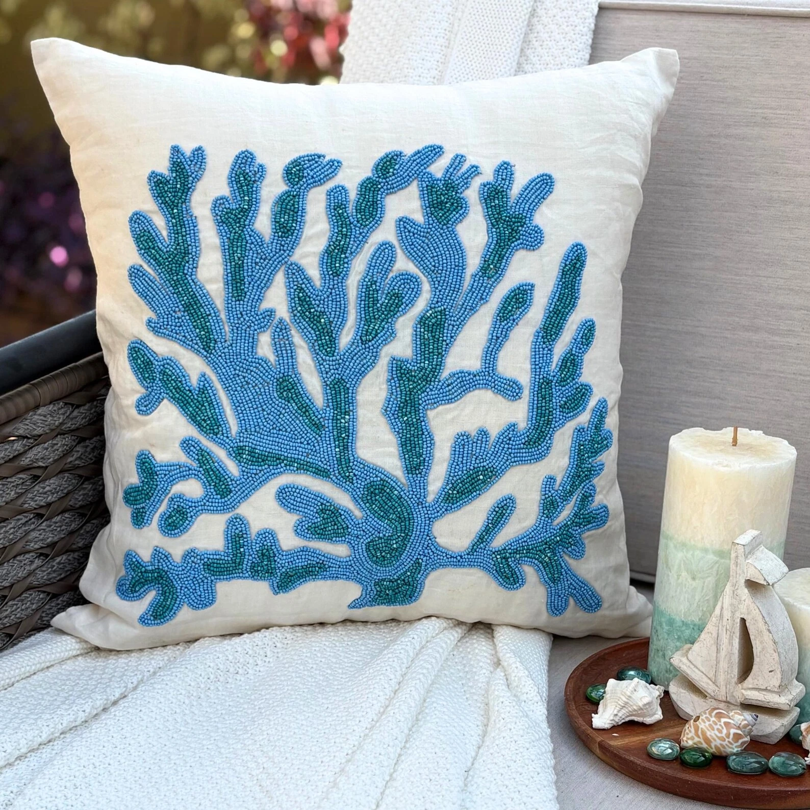 Decorative Cushion Case Blue 16"x16", Room Decor Linen Fabric - Seaweed Breeze
Opens in a new window