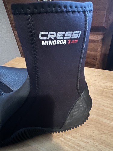 Used Cressi 3mm Minorca Long Water Sport black Boots, Size: 7 men/8 women