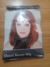 Fun World Womens Classic Beauty Auburn Wig