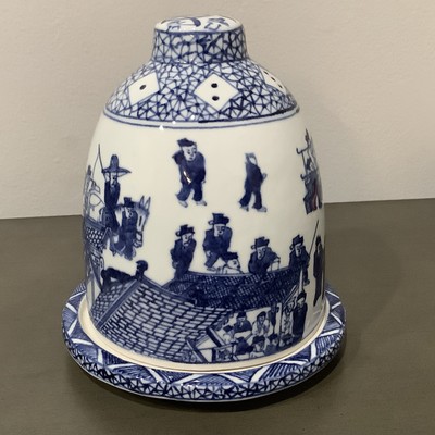 Blue White Chinese Porcelain Jar & Base Decorative Delft Export Style Dice