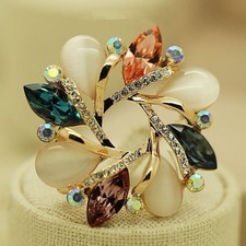 Fashion Pearl Flower Shining Lapel Crystal Brooch Pin Banquet Dress Accessories
