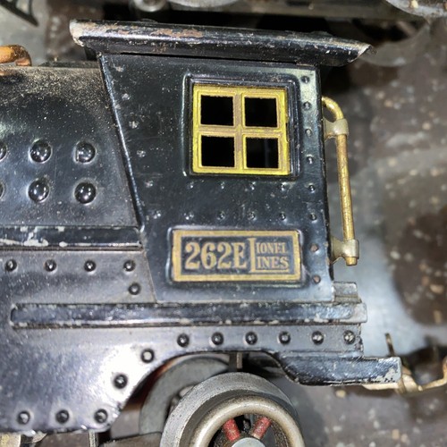 Untested Lot of 5 LionelTrains - Picture 7 of 24