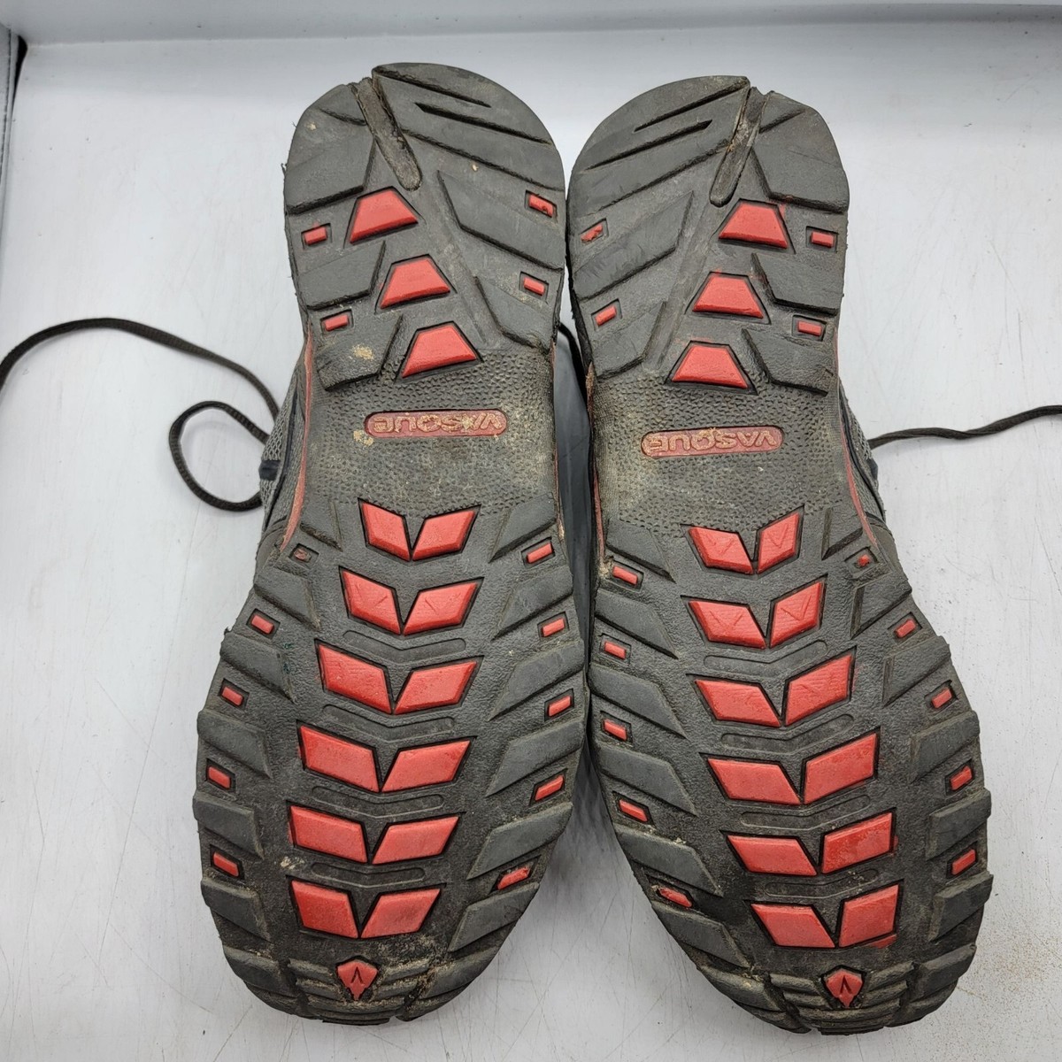 Vasque Mens 11 Gray Trail Running Shoes Hiking Camping Outdoors Casual Walking Vasque Breeze 2022 Hiking Boot Review: Comfort, Style, and  main image 3