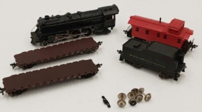 2 LOCO HO Fleischmann one of them Metal Train and  5597, Cars, Tracks, switches.