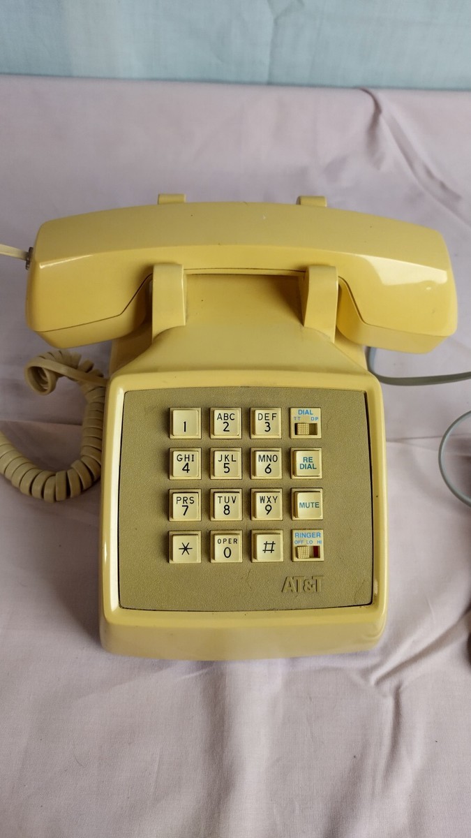 Vintage AT&T Desk Top Push Button Phone 100 Series Beige With