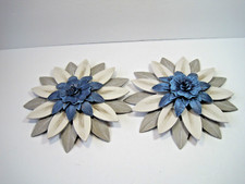Set of 2 Thick Plastic Metal Decorative Flowers Wall Hanging 9" D NEW