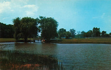 University Lake at Eastern Illinois University Charleston, IL vintage unposted
