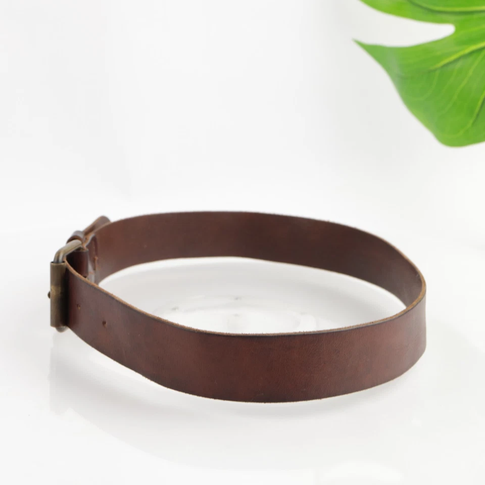 Cinto feminino H&M tamanho pequeno 30 couro marrom 1 1/2" largura Suécia trabalho resistente - Imagem 4 de 4