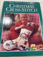 VINTAGE 1988 BETTER HOMES  GARDEN CHRISTMAS CROSS STITCH Book Very Good Cond.