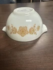 Vintage Pyrex "Cinderella" Nesting Bowl #441 (1.5 pt.) Butterfly Gold Pattern