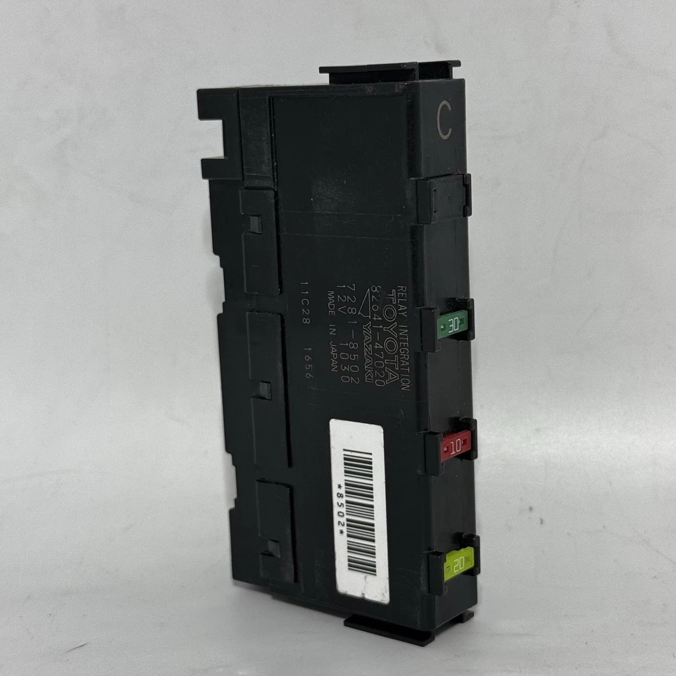 Genuine Toyota Corolla Prius Yaris tC xB xD GS350 Integration Relay 82641-47020 - Image 2 of 4