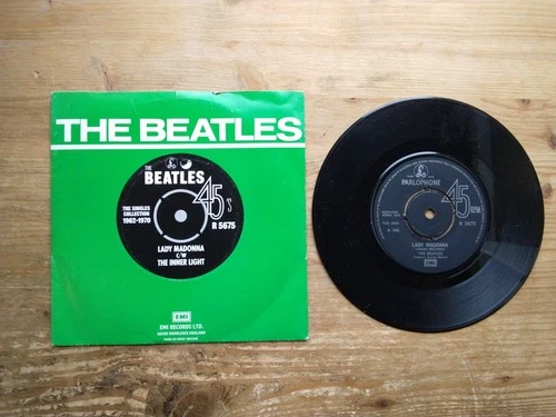 The Beatles Hey Jude / Revolution VG+ 7" Single Vinyl Record R5722 (AJ)