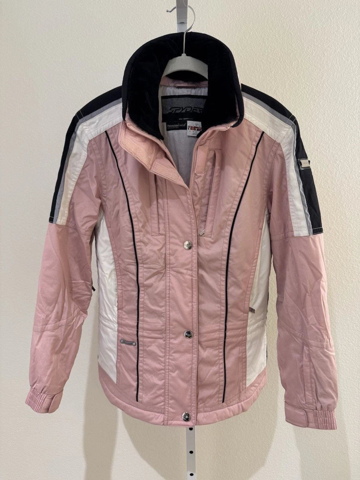 Spyder Women Snow Jacket Ski Snowboard Pink Mountaineering Pink Size 8
Opens in a new window or tab