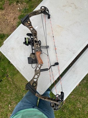 Matthews Solo Cam Bow LX | 70LB LIMBS | 28.5-29  Draw Length | Loaded
