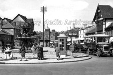 Mss-56 Animated with Buses, Frogmoor, High Wycombe, Buckinghamshire. Photo