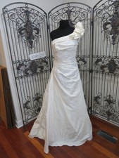 C1W DAVIDS G3327 SZ 6 IV $399 ONE SHOULDER  WEDDING GOWN DRESS NEW