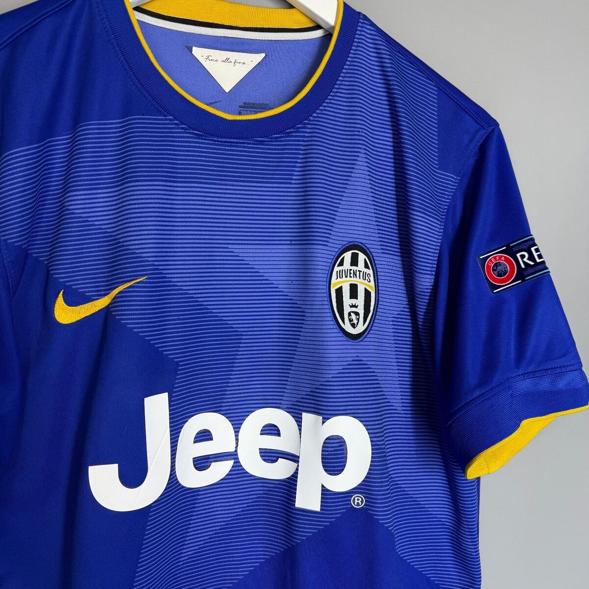 JUVENTUS ITALY 2014/2015 AWAY FOOTBALL SHIRT JERSEY MAGLIA JUVENTUS ITALY 2014/2015 AWAY FOOTBALL SHIRT JERSEY MAGLIA