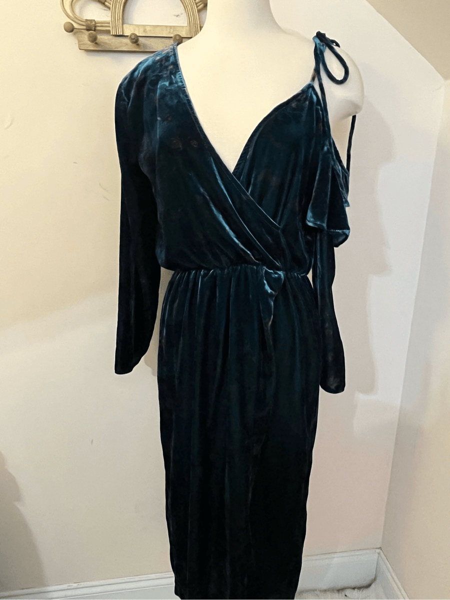 ZARA Trafaluc Forest Green Teal One Shoulder Velvet Faux Wrap Midi Dress M ZARA Trafaluc Forest Green Teal One Shoulder Velvet Faux Wrap Midi Dress M